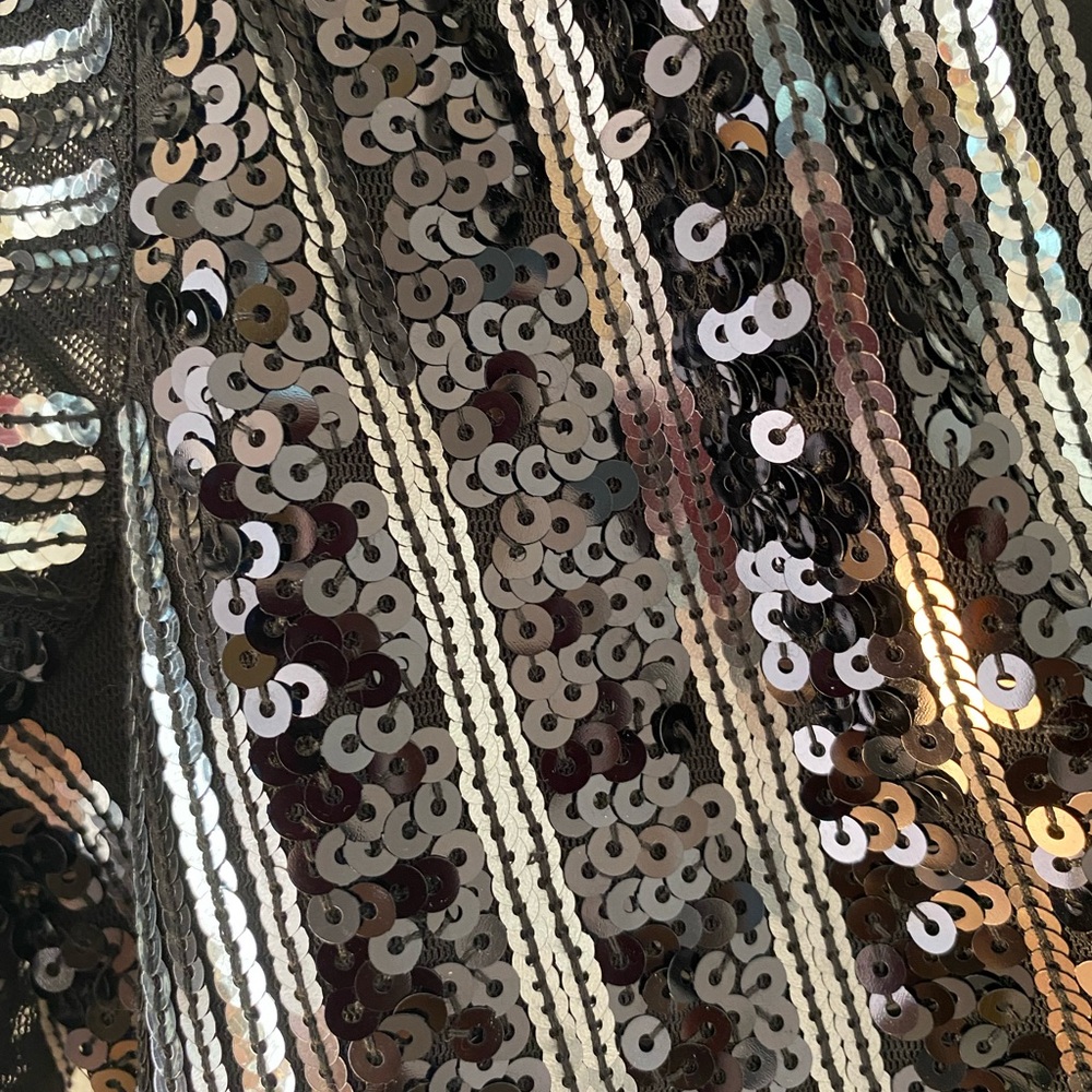Dress - Picture 5 of 6
